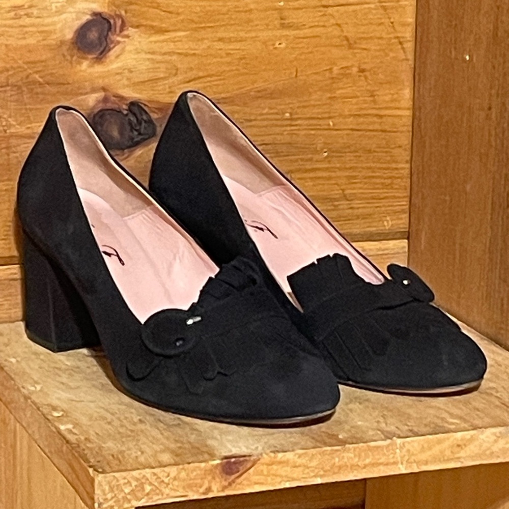 Anna F. soft suede shoes